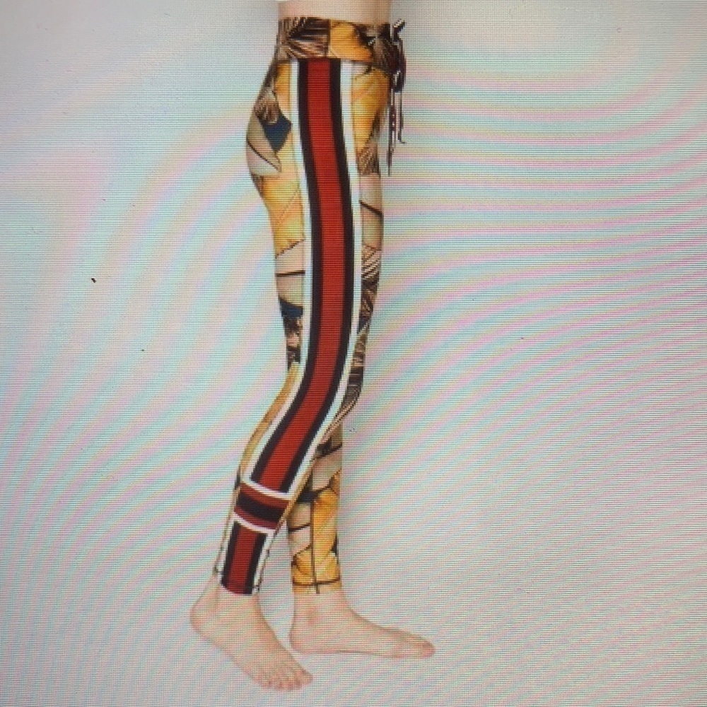 The Upside HR Tropical Leaves Print Leggings 4